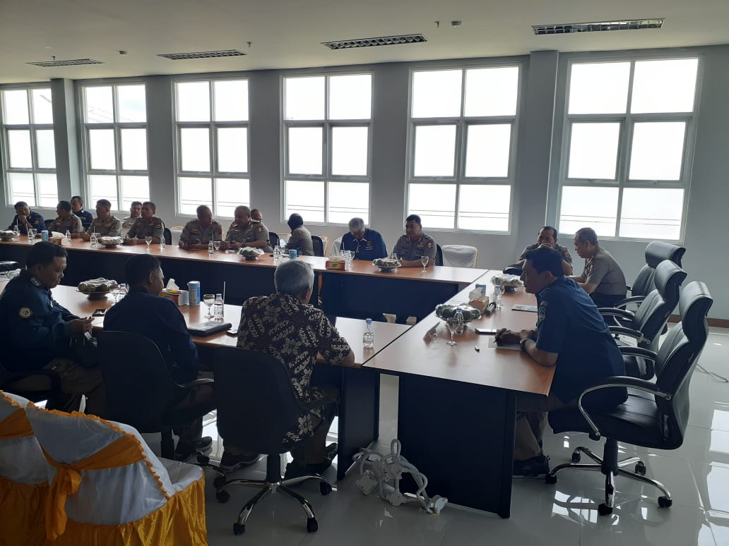 Pembahasan Study Kalayakan Bidlafor Polda Papua oleh Tim Mabes POLRI Pembahasan Study Kalayakan Bidlafor Polda Papua oleh Tim Mabes POLRI