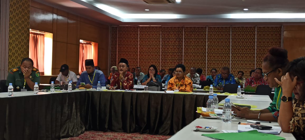 Paparan Program Kampung Si Pintar (IBM) dalam kegiatan Musrembang Distrik Jayapura Selatan Paparan Program Kampung Si Pintar (IBM) dalam kegiatan Musrembang Distrik Jayapura Selatan