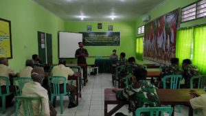 Diseminasi Informasi melalui Sosialisasi dan Tes Urin oleh Personil Bintaldam XVII/Cenderawasih