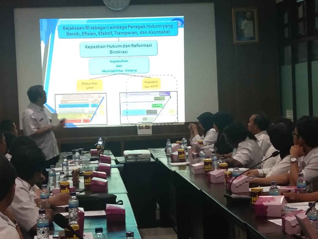 Sosialisasi dan Pembinaan Sistem Pengendalian Internal Pemerintah (SPIP) di BNNP Papua Sosialisasi dan Pembinaan Sistem Pengendalian Internal Pemerintah (SPIP) di BNNP Papua