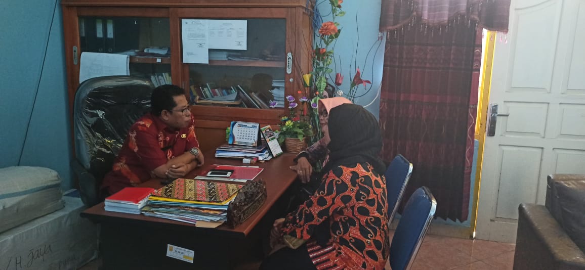 Koordinasi dan Sosialisasi tentang Intervensi Berbasis Masyarakat (IBM) dengan Kepala Distrik Jayapura Selatan Koordinasi dan Sosialisasi tentang Intervensi Berbasis Masyarakat (IBM) dengan Kepala Distrik Jayapura Selatan