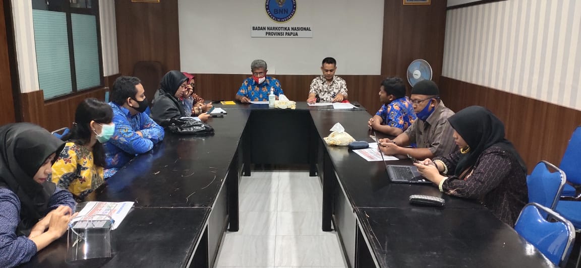Pelaksanaan Simulasi Pemeriksaan Urin bagi Calon Bupati dan Wakil bupati Tahun 2020 Pelaksanaan Simulasi Pemeriksaan Urin bagi Calon Bupati dan Wakil bupati Tahun 2020