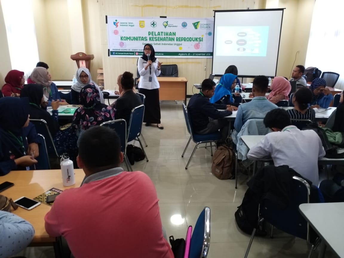 Diseminasi Informasi melalui Focus Group Discussion kegiatan Pelatihan Komunitas Kespro Diseminasi Informasi melalui Focus Group Discussion kegiatan Pelatihan Komunitas Kespro