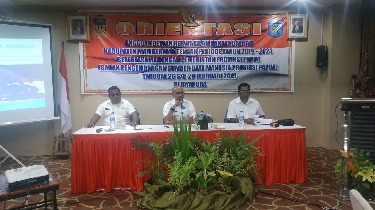 Diseminasi Informasi Melalui Sosialisasi kegiatan Orientasi Anggota DPRD Kabupaten Supiori periode 2019-2024 Diseminasi Informasi Melalui Sosialisasi kegiatan Orientasi Anggota DPRD Kabupaten Supiori periode 2019-2024