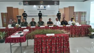 Kepala BNNP Papua Menghadiri Press Conference Penindakan Narkotika Jenis Ganja di Perbatasan Skouw