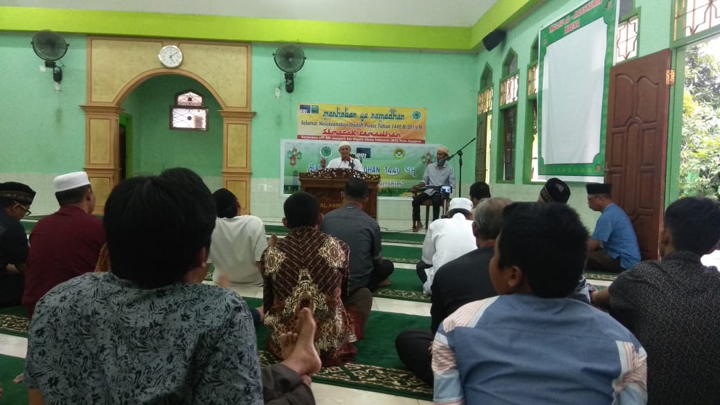 Kampanye Stop Narkoba melalui ceramah Ramadhan kerjasama LPP RRI Jayapura, MUI Kota Jayapura dan Ponpes Pelajar dan Mahasiswa (PPPM) Al Manshurin Kampanye Stop Narkoba melalui ceramah Ramadhan kerjasama LPP RRI Jayapura, MUI Kota Jayapura dan Ponpes Pelajar dan Mahasiswa (PPPM) Al Manshurin
