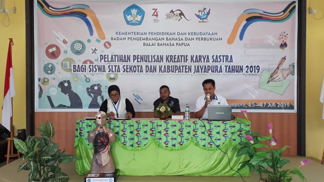 Diseminasi Informasi P4GN melalui Penyuluhan di Aula Balai Bahasa Papua Diseminasi Informasi P4GN melalui Penyuluhan di Aula Balai Bahasa Papua