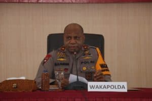 Arahan Kapolda Papua Kepada Personil Polda Papua yang melaksanakan Tugas di Luar Struktur Organisasi Polri Arahan Kapolda Papua Kepada Personil Polda Papua yang melaksanakan Tugas di Luar Struktur Organisasi Polri