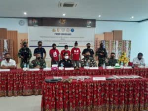 Pers Conferece Penindakan Narkotika Jenis Ganja Di Perbatasan Skouw Oleh Tim KPPBC TMP C Jayapura Dan Satgas Yonif Mekanis Raider 413/ Bremoro