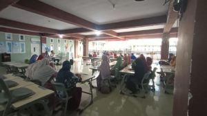 Diseminasi Informasi melalui Sosialisasi dan Tes Urin pada Pengajar SD dan SMP IT Qurrota A'yun Diseminasi Informasi melalui Sosialisasi dan Tes Urin pada Pengajar SD dan SMP IT Qurrota A'yun