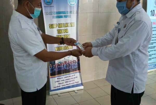Tanggap Pegawai Sakit | Tim Satgas Covid-19 BNNP Papua sangat Responsif Memberikan Pelayan dan Obat Gratis