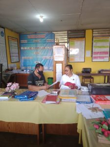 Monev Pelaksanaan Program Pemberdayaan Masyarakat di SD YPK Sion Dok VIII, SMK Kesehatan, SD Advent Argapura, dan SMP Advent Argapura