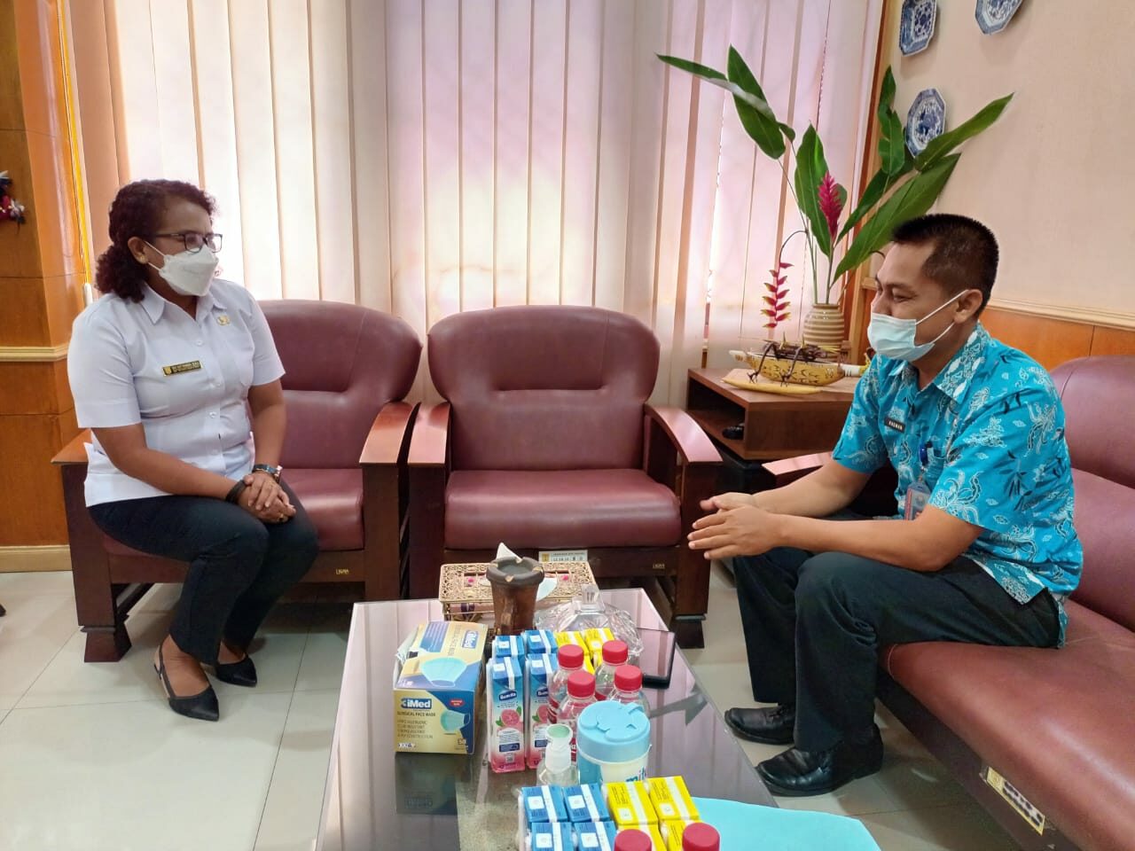 Koordinasi P4GN Bersama Kepala Badan Pengelola Keuangan dan Aset Daerah Kota Jayapura Konsep Otomatis