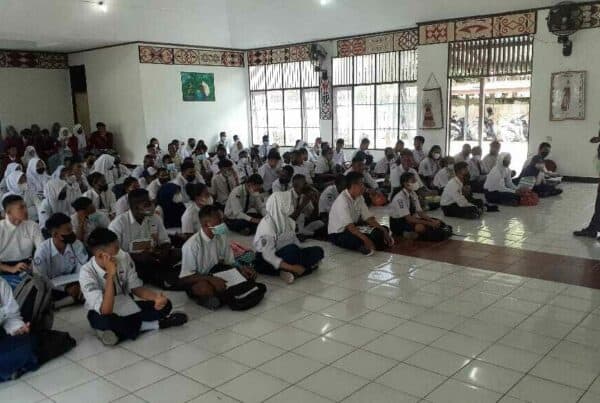 KIE P4GN Dalam Rangka MPLS Tahun Ajaran 2022/2023 di SMK Negeri 5 Seni dan Industri Kreatif Jayapura KIE P4GN Dalam Rangka MPLS Tahun Ajaran 2022/2023 di SMK Negeri 5 Seni dan Industri Kreatif Jayapura