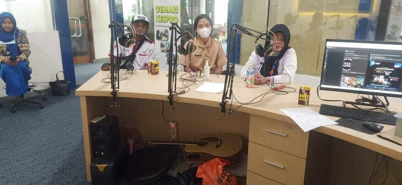 Gemari Kespro Studio Pro 2 RRI Jayapura | Topik "Remaja Rentan Narkoba" Program Gemari Kespro dengan Topik “Remaja Rentan Narkoba “.