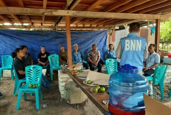 Gencar Suarakan War On Drugs | Penyuluh BNNP Papua Blusukan Sampai ke Acara Syukuran Pernikahan Warga Arso 6 Kabupaten Keerom