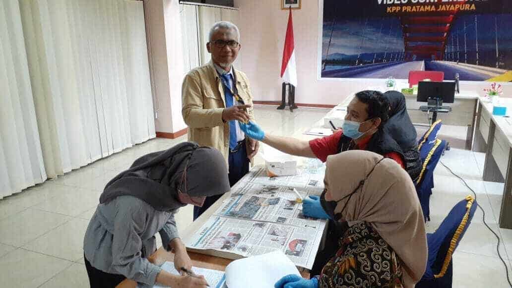 Peran Serta Masyarakat melalui Penyuluhan P4GN dan Deteksi Dini Tes Narkotika di Kantor Pelayanan Pajak Pratama Jayapura Peran Serta Masyarakat melalui Penyuluhan P4GN dan Deteksi Dini Tes Narkotika di Kantor Pelayanan Pajak Pratama Jayapura