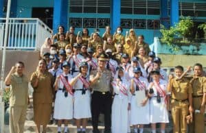 Bertindak Sebagai Pembina Upacara Kepala BNNP Papua | Ikrar Anti Narkoba di SMP Negeri 2 Jayapura