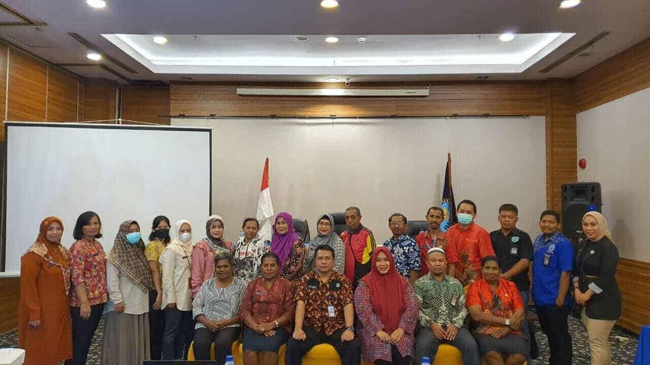 Rapat Monitoring Evaluasi Pelaporan Data Rehabilitasi di Hotel Aston Jayapura Rapat Monitoring Evaluasi Pelaporan Data Rehabilitasi