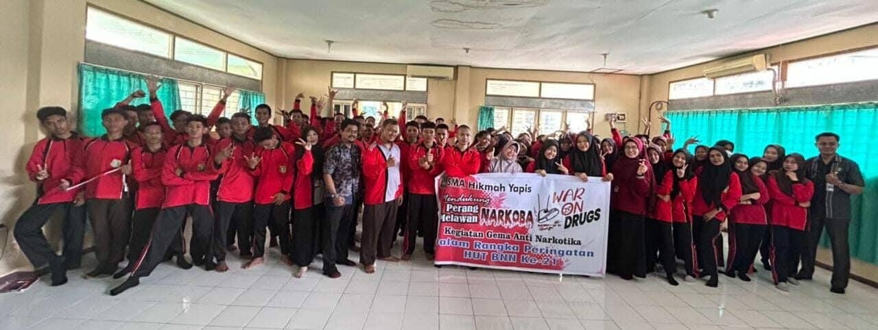 Taping Gema WAR ON DRUGS, Menyanyikan Mars BNN "Anti Narkoba" Dalam Rangka Memecahkan Rekor MURI Taping Gema WAR ON DRUGS, Menyanyikan Mars BNN “Anti Narkoba” Dalam Rangka Memecahkan Rekor MURI