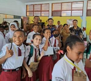 “Diseminasi dan Informasi melalui Penyuluhan pada kegiatan Masa Pengenalan Lingkungan Sekolah (MPLS) di