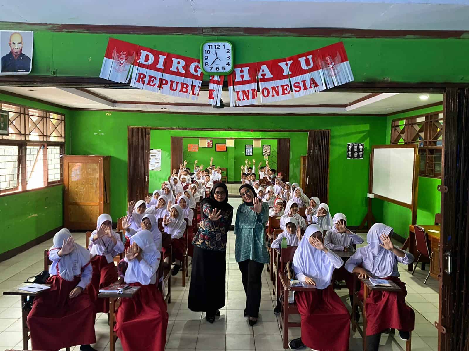 Diseminasi dan Informasi melalui Penyuluhan pada Kegiatan Masa Pengenalan Lingkungan Sekolah (MPLS) di MTs Baiturahhim Jayapura